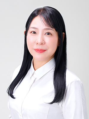 中村　美保 氏